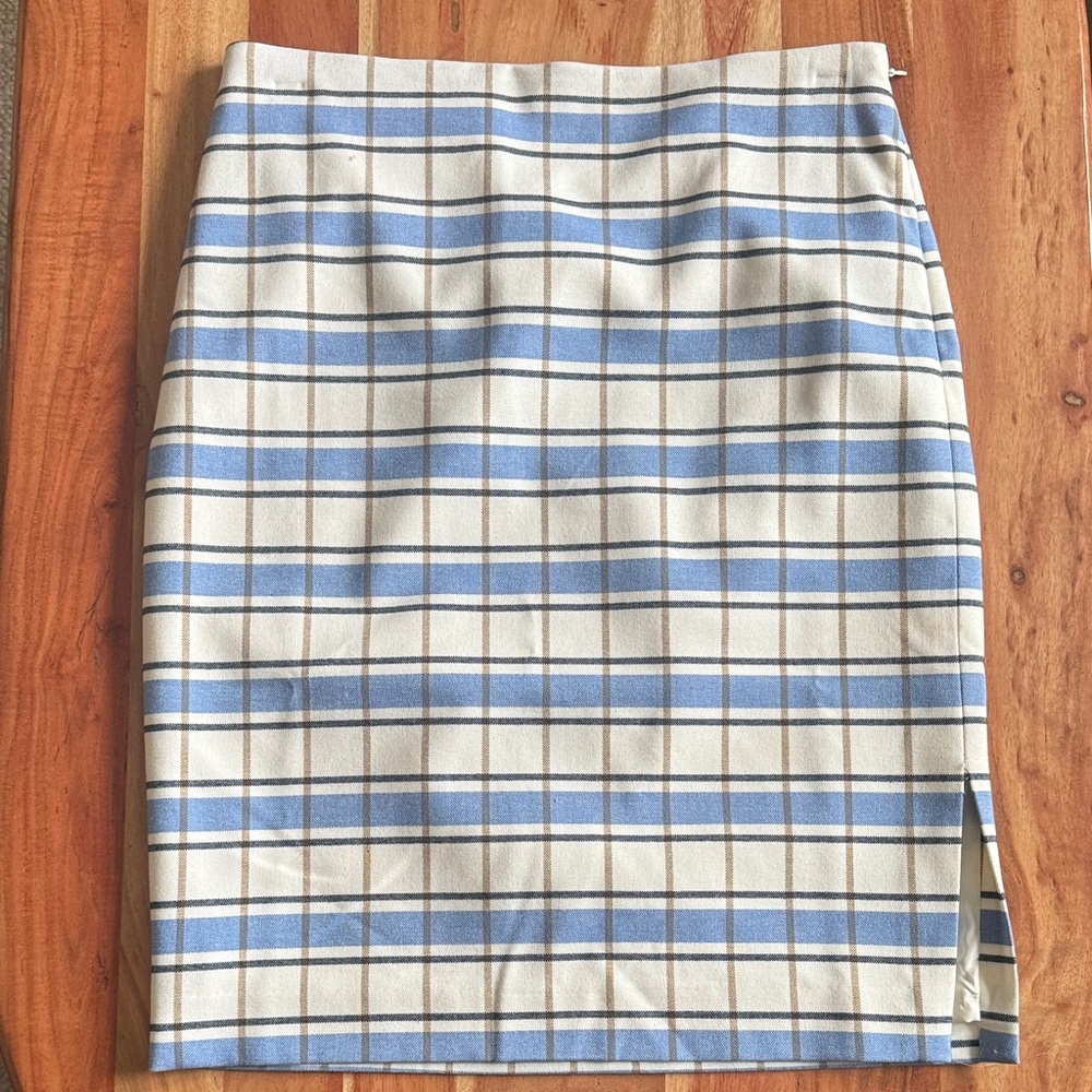Ann Taylor Blue and Cream Plaid Pencil Skirt